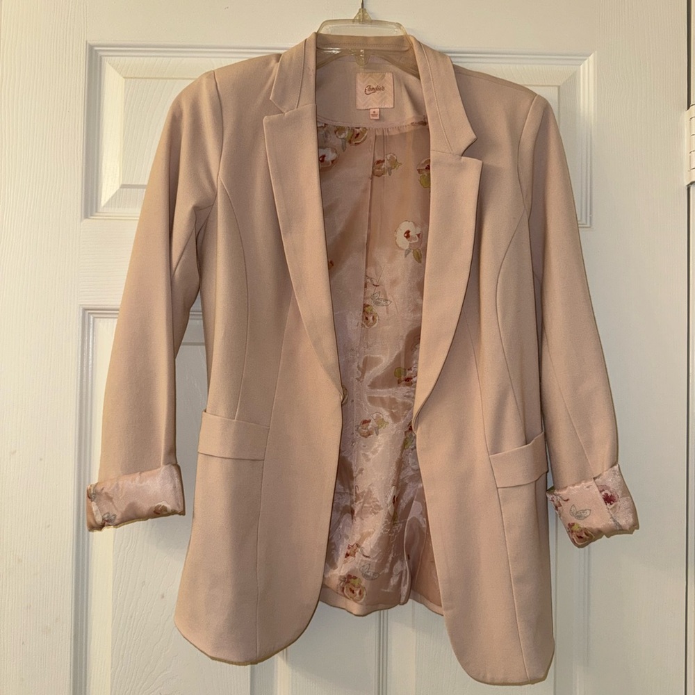 Candie's Blush Pink Blazer with Floral Lining